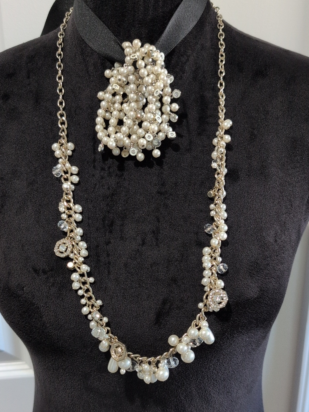 Ann Taylo Pearl & Crystal Cluster Long Necklace & Pearl Stretch Bracelet Set
